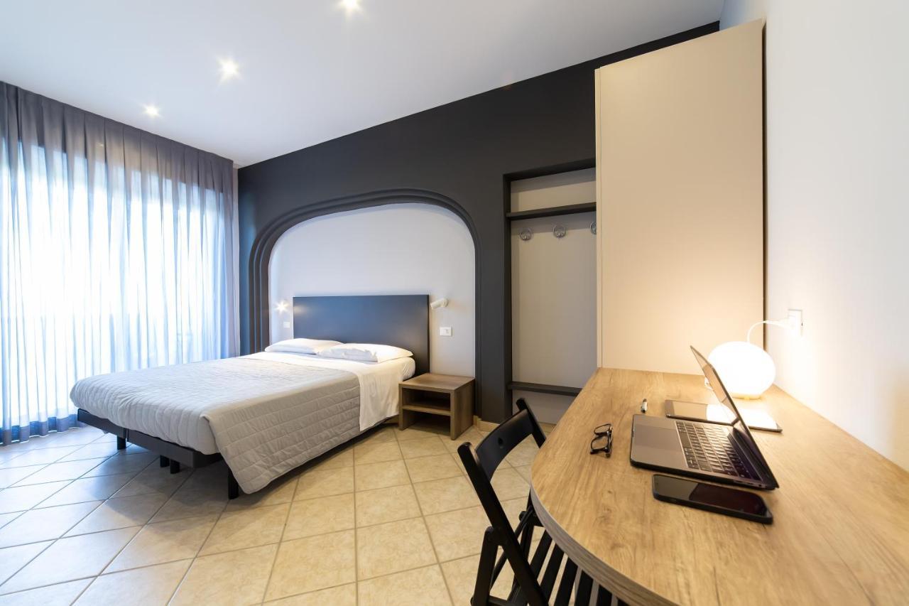 Hotel Parco ミラノ・マリッティマ エクステリア 写真